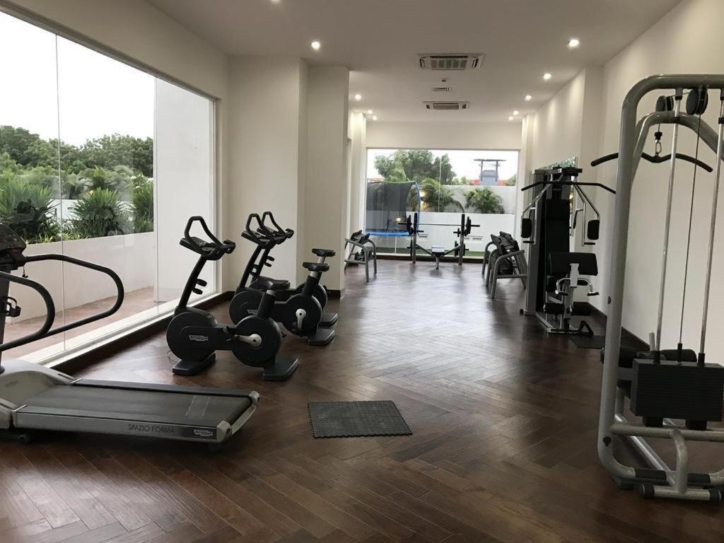 The Gallery Luxury Apartments 아크라 외부 사진