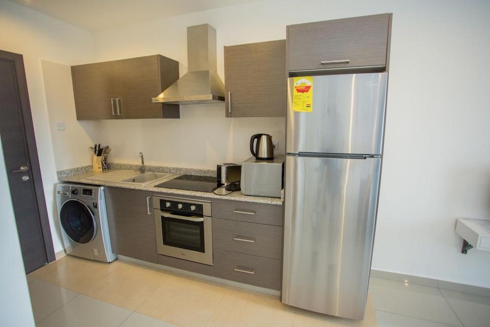 The Gallery Luxury Apartments 아크라 외부 사진